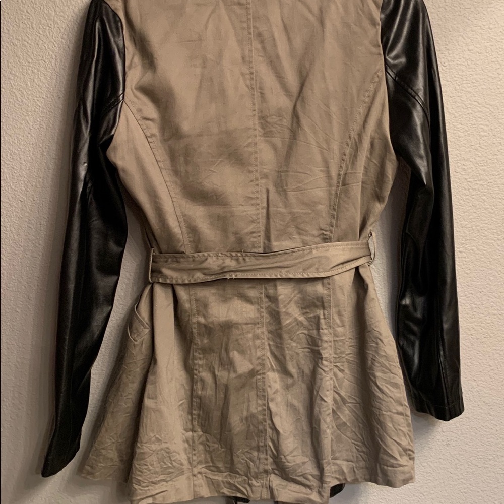 Jacket - Picture 3 of 8